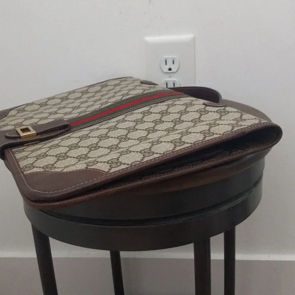 Authentic Vintage Gucci GG Monogram Supreme Sherry Web Ophidia Portfolio Laptop - Picture 4 of 11
